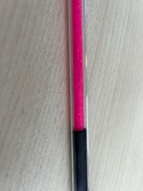 Baguette élite Pastorelli Pailletée Rose fluo (49) Grip noir